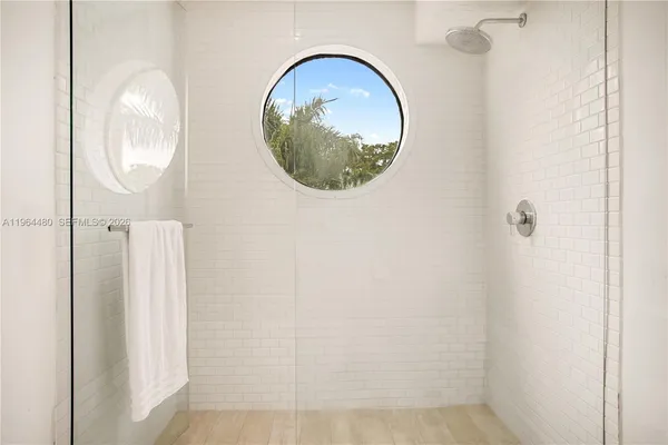 $7,500 | 1700 South Bayshore Lane, Unit 3A, Coconut Grove, FL 33133