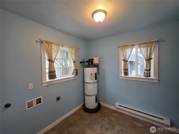 $530,000 | 1966 Wilson Avenue, Enumclaw, WA 98022