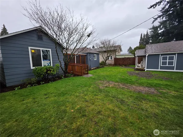 $530,000 | 1966 Wilson Avenue, Enumclaw, WA 98022