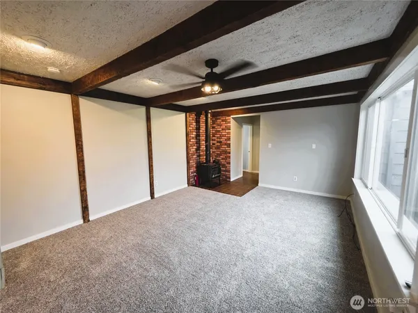 $530,000 | 1966 Wilson Avenue, Enumclaw, WA 98022