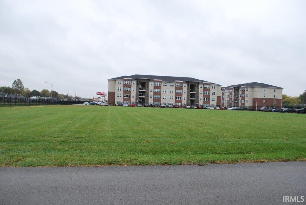 2011 West McGalliard Road Muncie, IN 47304 - Photo 7 of 15