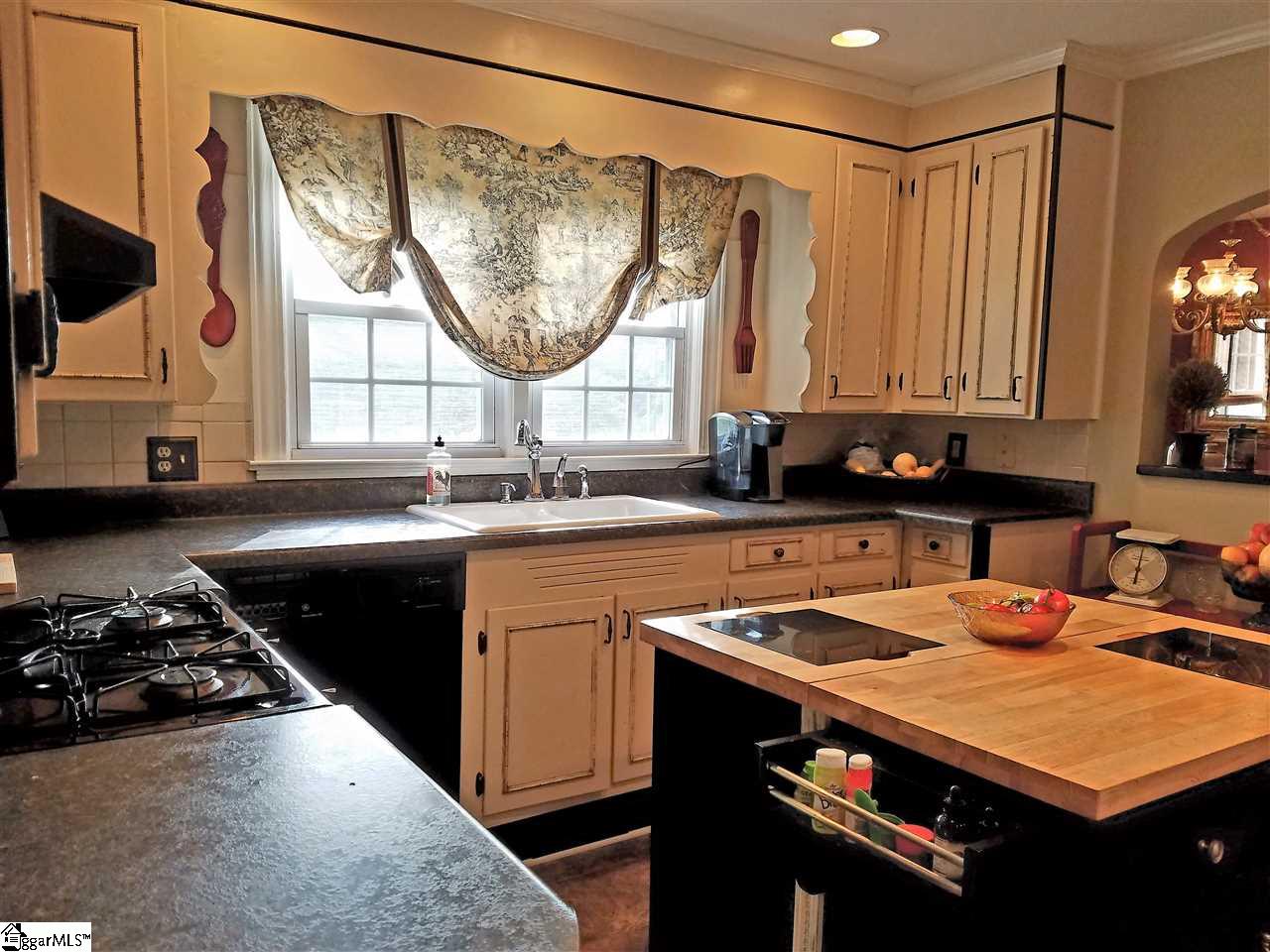 3260 East Gap Creek Road Greer, SC 29651 - Photo 5 of 35