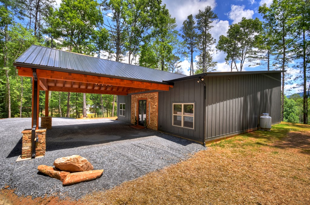 2461 Salem Road Mineral Bluff, GA 30559 - Photo 68 of 86 Side Back Elevation