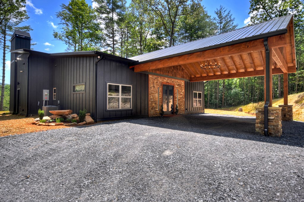 2461 Salem Road Mineral Bluff, GA 30559 - Photo 8 of 86 Exterior Fireplace