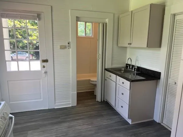 $1,400 | 806 Briarcliff Road Northeast, Unit D, Atlanta, GA 30306