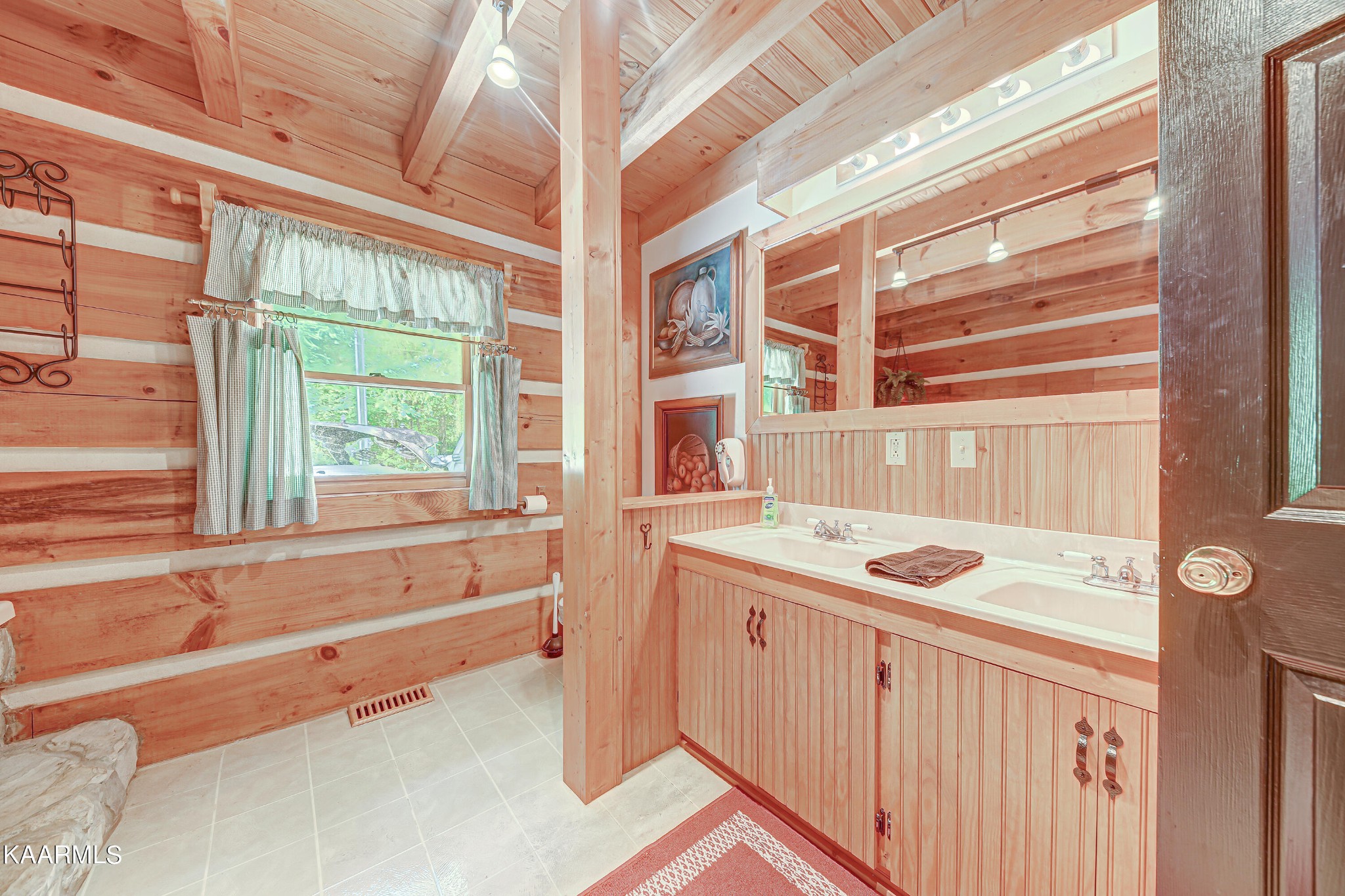 447 Lakeside Road Vonore, TN 37885 - Photo 24 of 34 Gallery Image 24