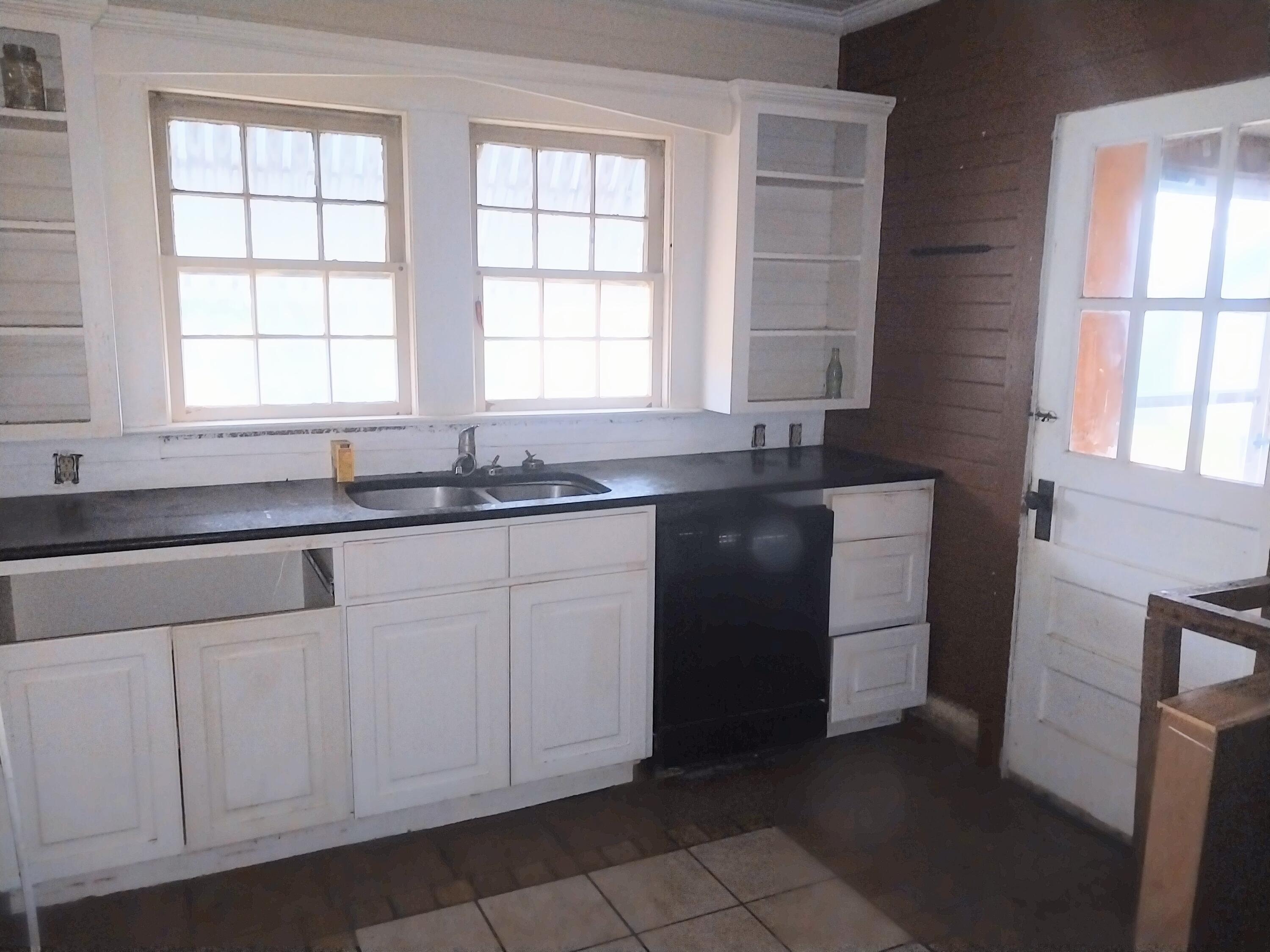 135 East Trippe Street Harlem, GA 30814 - Photo 12 of 22 Kitchen