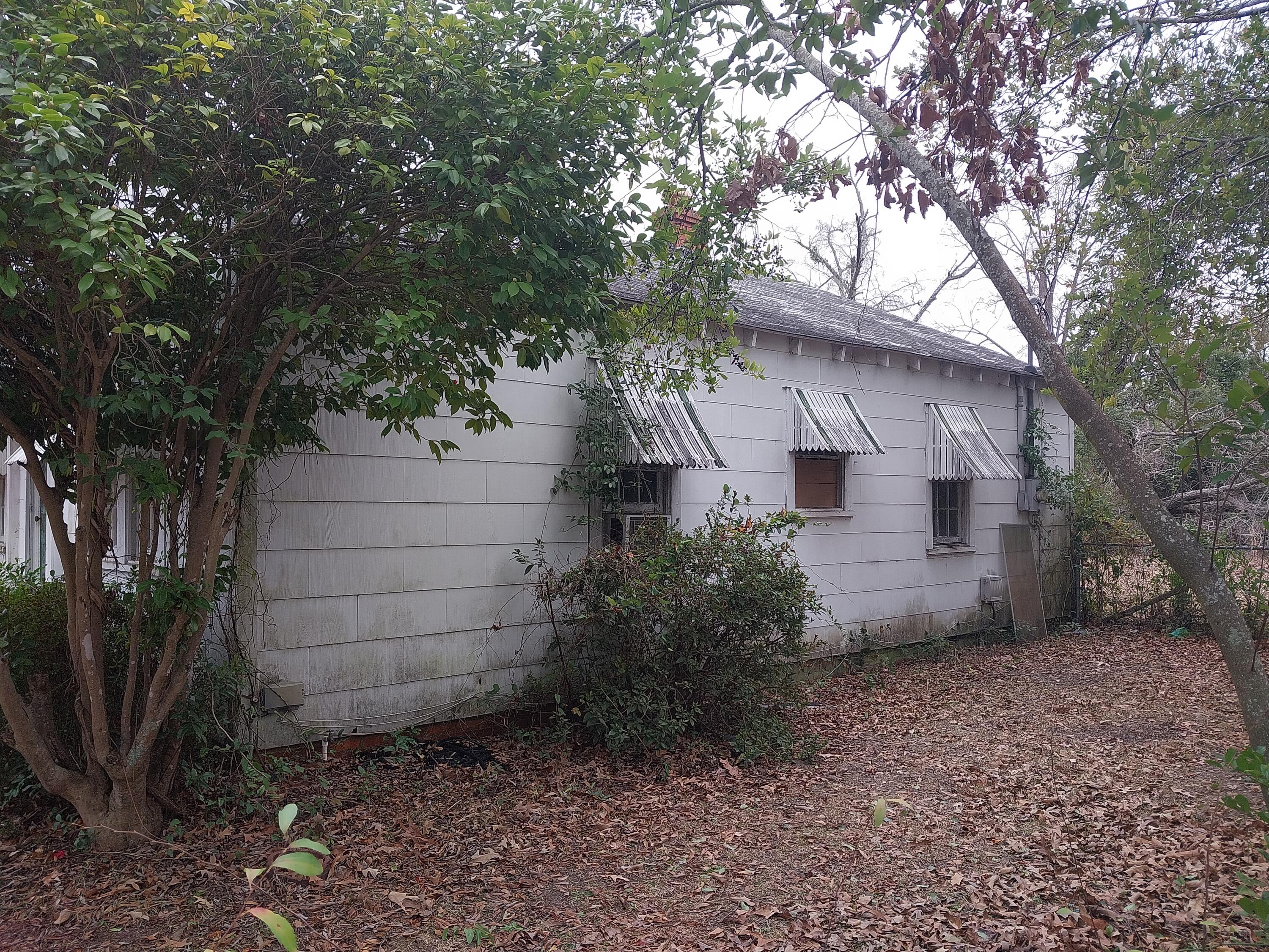 135 East Trippe Street Harlem, GA 30814 - Photo 2 of 22 Right side