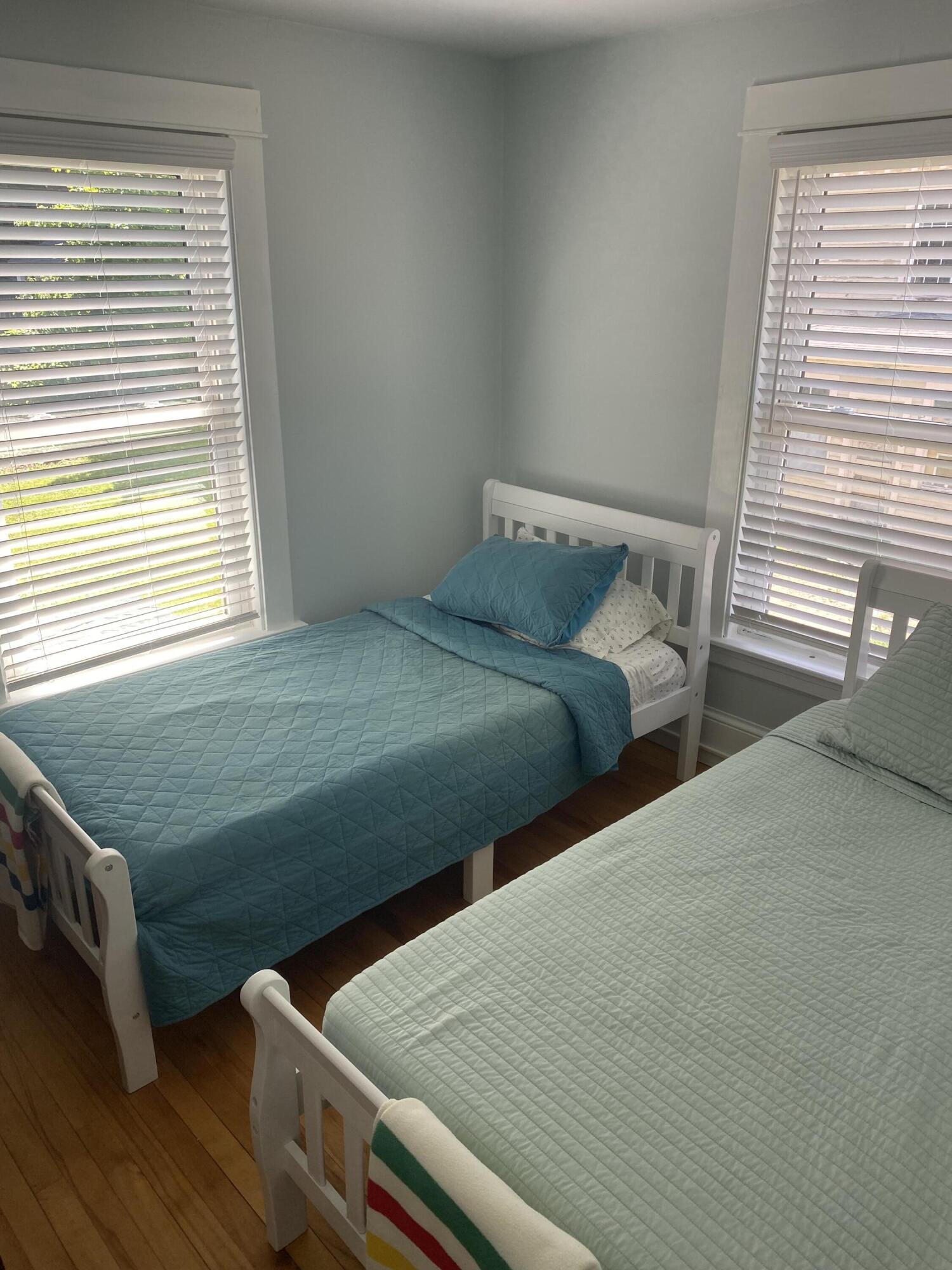 94 Court Street Bangor, ME 04401 - Photo 16 of 20 IMG_4456