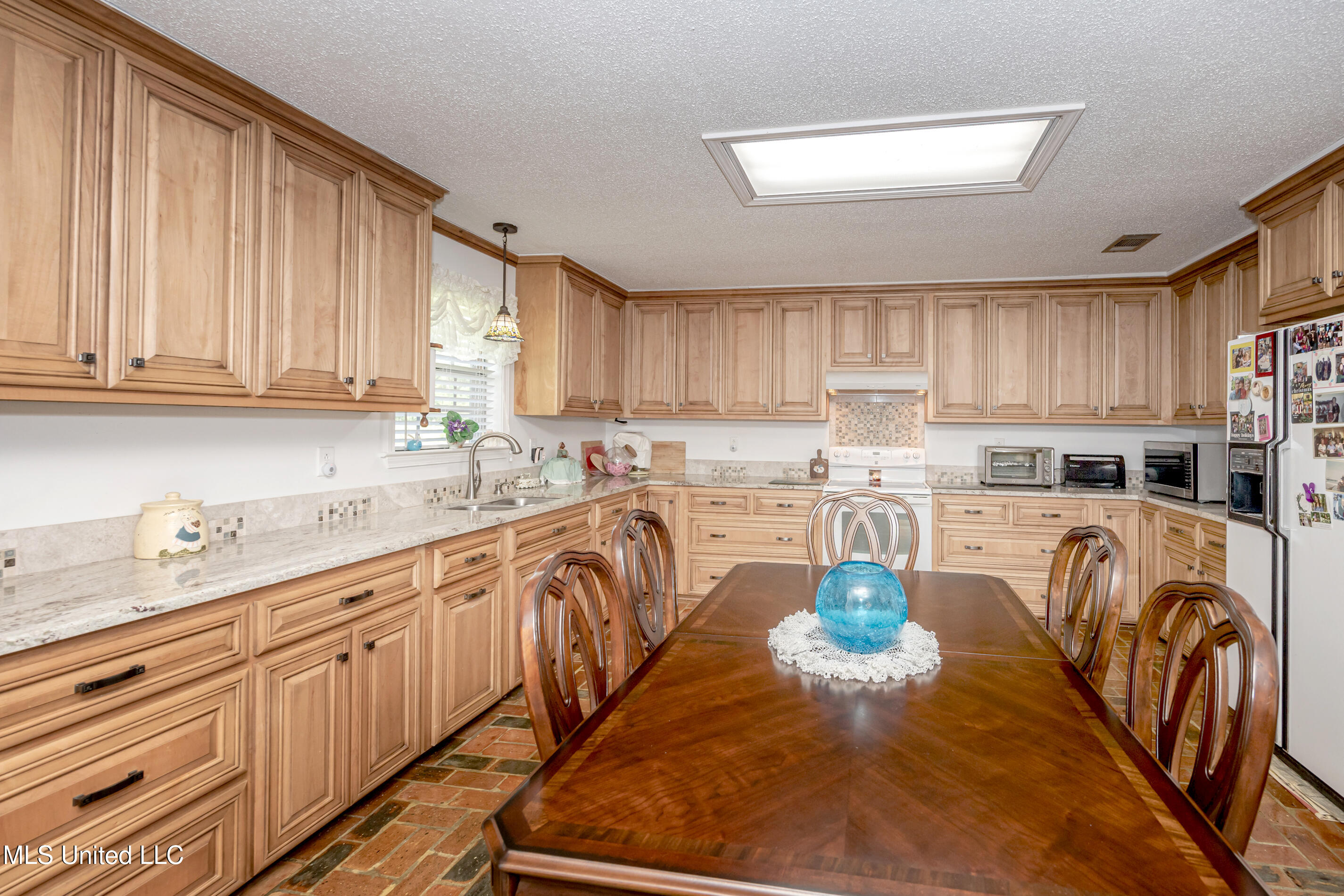 10001 Echo Glen Drive Moss Point, MS 39562 - Photo 14 of 69 IMG_9719