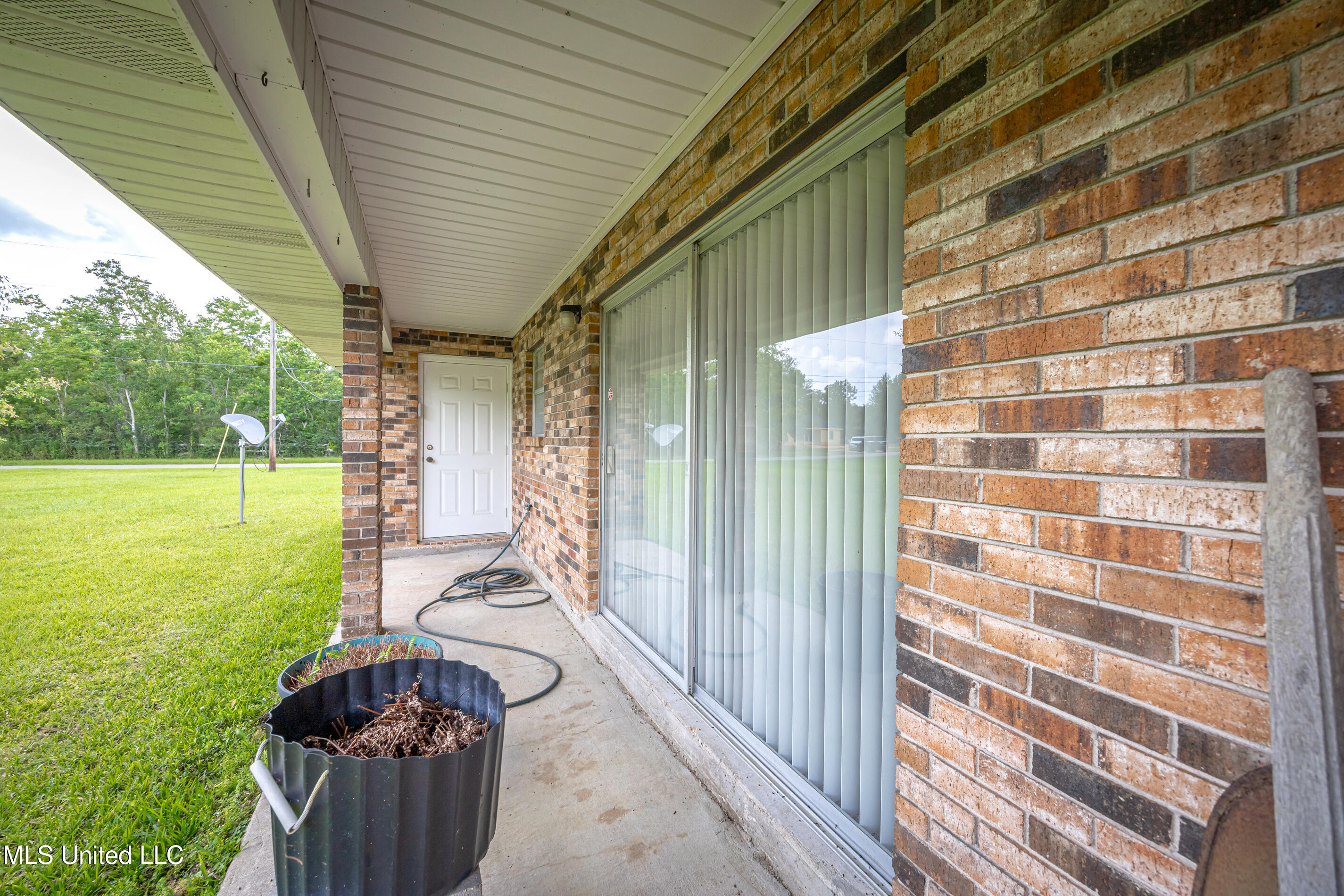 10001 Echo Glen Drive Moss Point, MS 39562 - Photo 54 of 69 IMG_9849