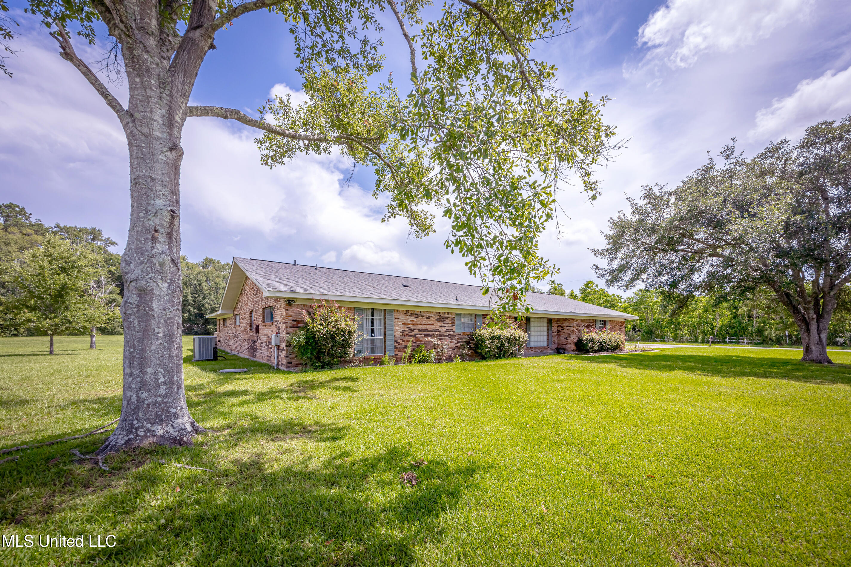 10001 Echo Glen Drive Moss Point, MS 39562 - Photo 61 of 69 IMG_9795