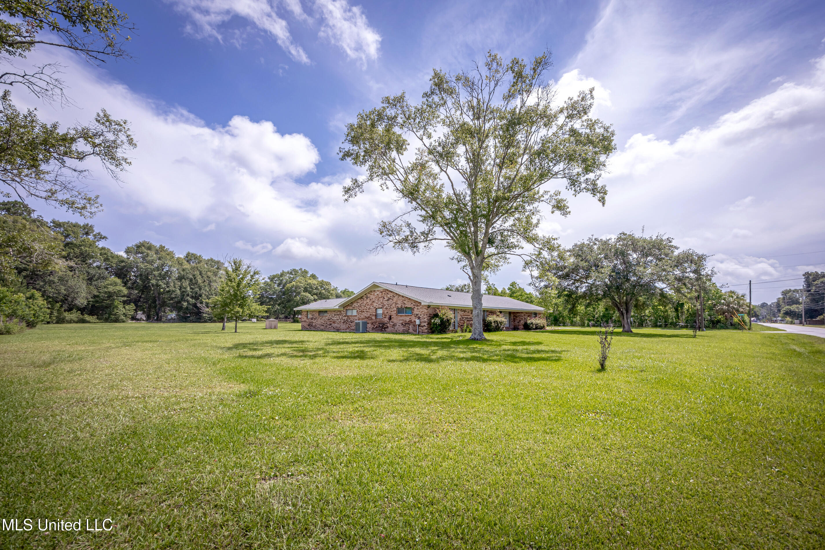 10001 Echo Glen Drive Moss Point, MS 39562 - Photo 62 of 69 IMG_9798
