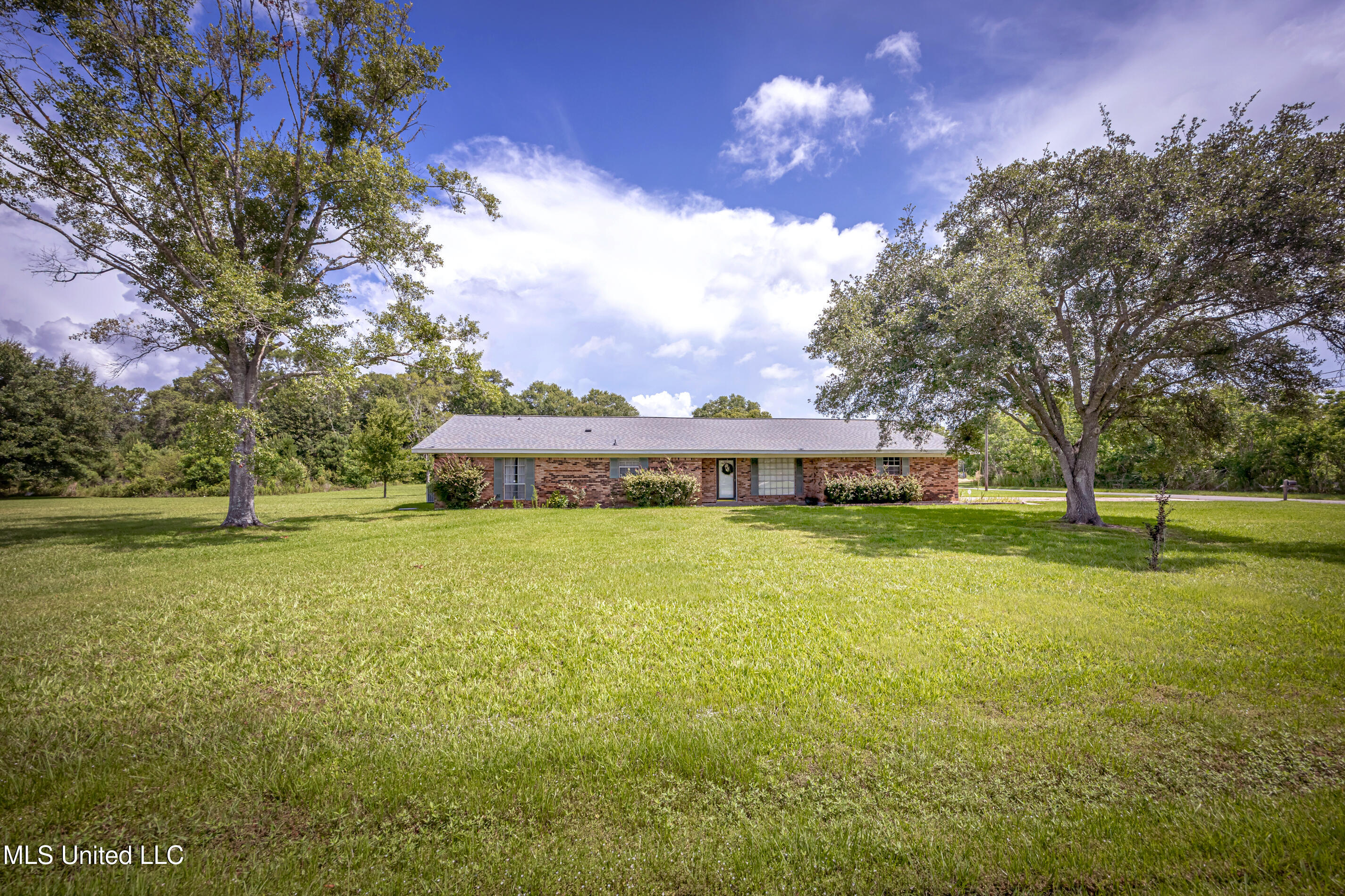 10001 Echo Glen Drive Moss Point, MS 39562 - Photo 64 of 69 IMG_9807