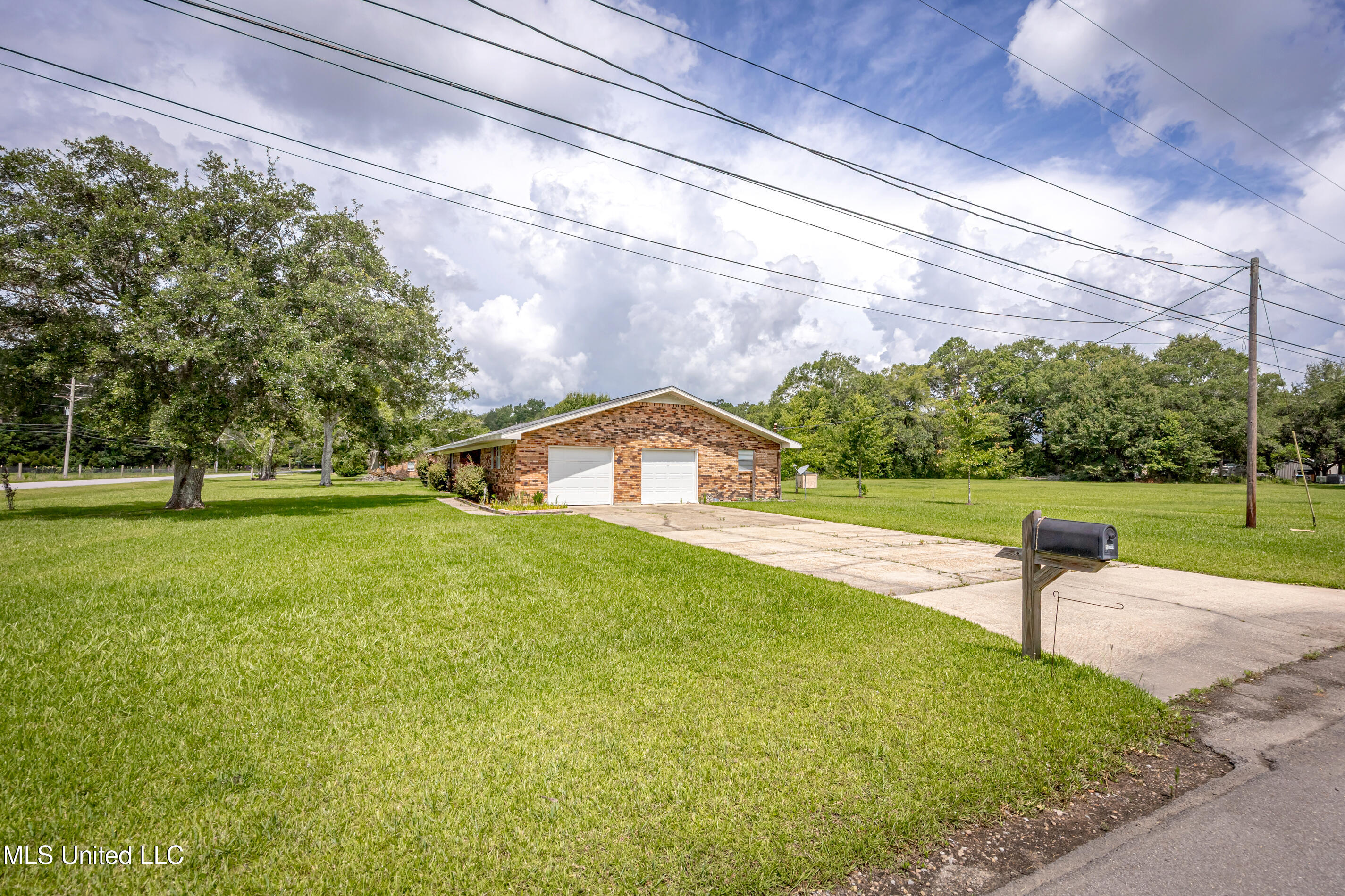 10001 Echo Glen Drive Moss Point, MS 39562 - Photo 68 of 69 IMG_9891