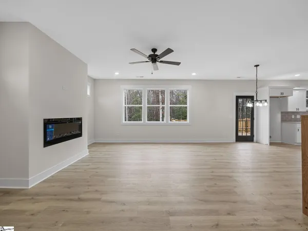 $379,900 | 350 West River Grove Circle, Roebuck, SC 29376