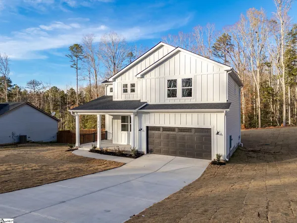 $379,900 | 350 West River Grove Circle, Roebuck, SC 29376