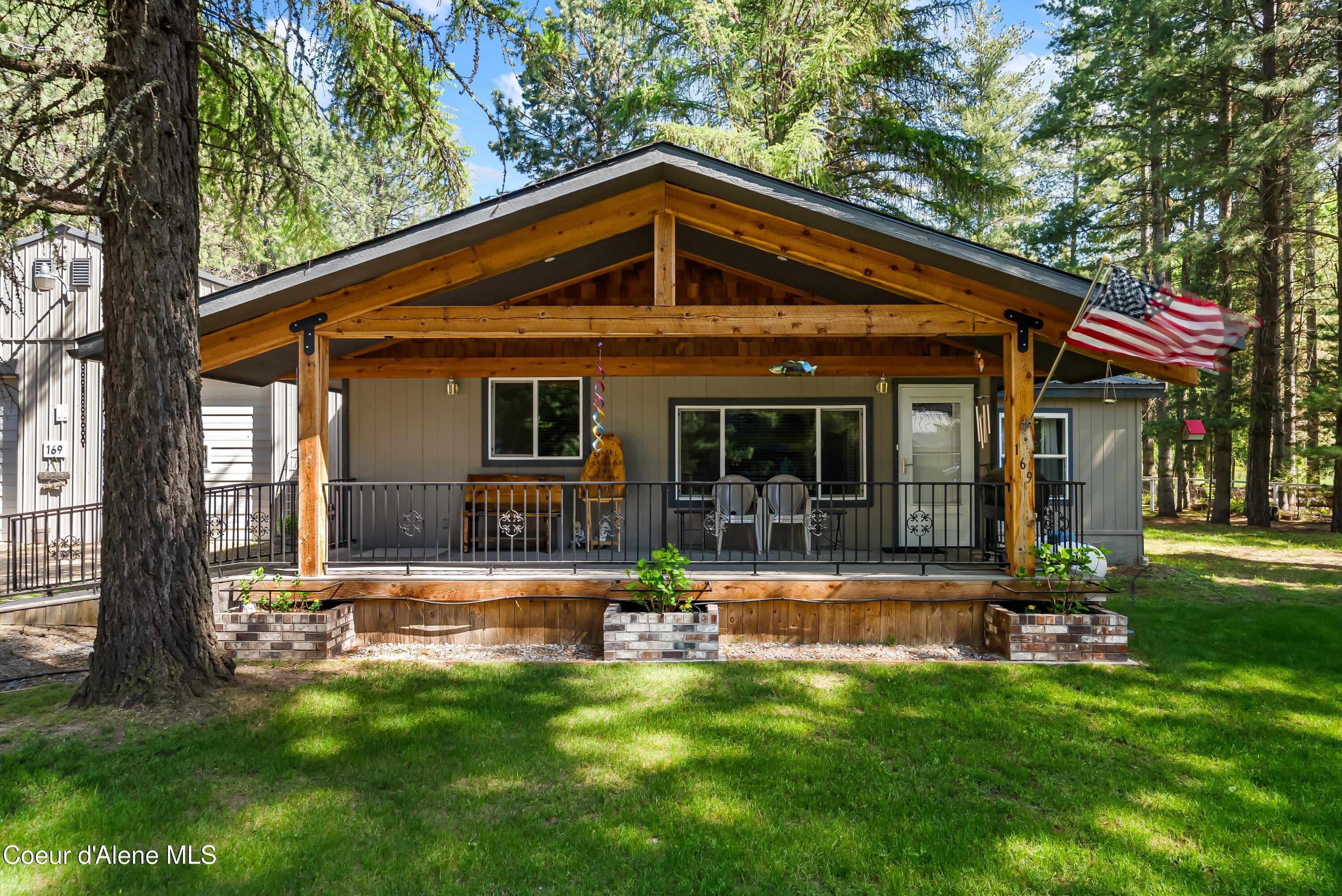 169 Shelby Road Laclede, ID 83841 - Photo 2 of 49 2