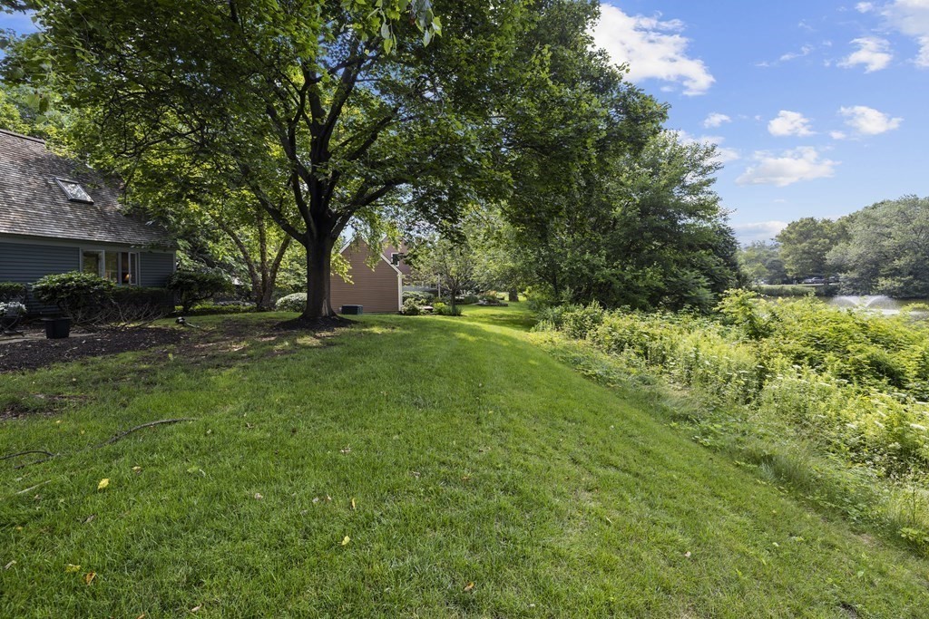 55 Potter Pond, Unit 55 Lexington, MA 02421 - Photo 22 of 24 Gallery Image 22