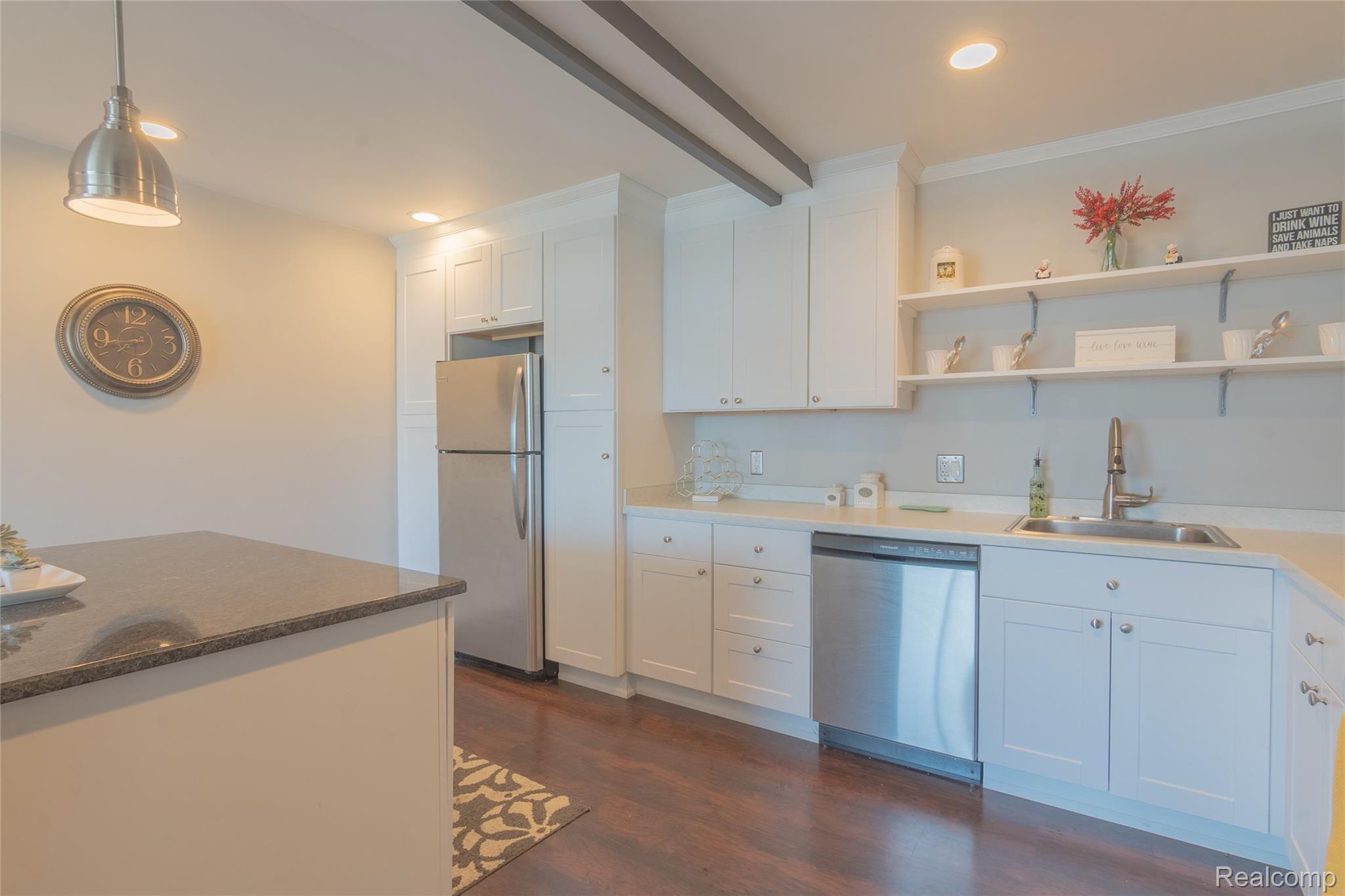 4905 Crooks Road, Unit A10 Royal Oak, MI 48073 - Photo 3 of 17 03.jpg