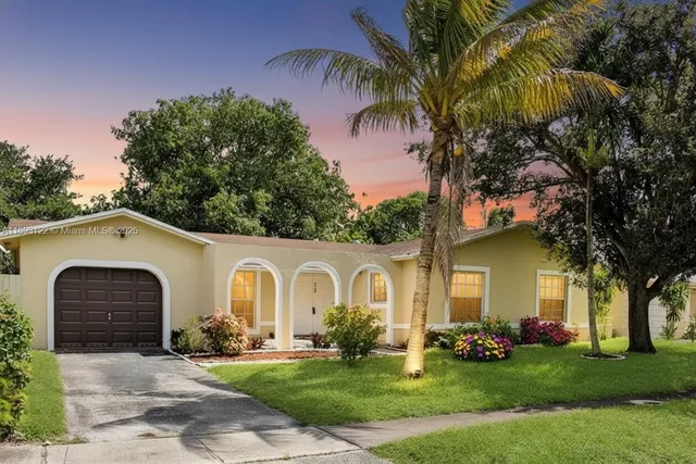 $499,900 | 420 Southwest 62nd Avenue, Margate, FL 33068