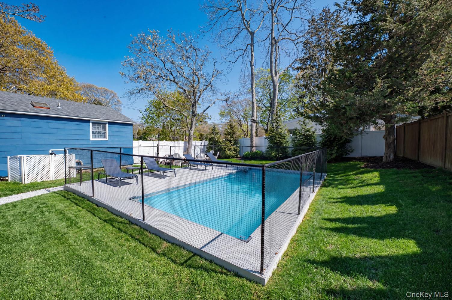 48 Springville Road Hampton Bays, NY 11946 - Photo 10 of 46