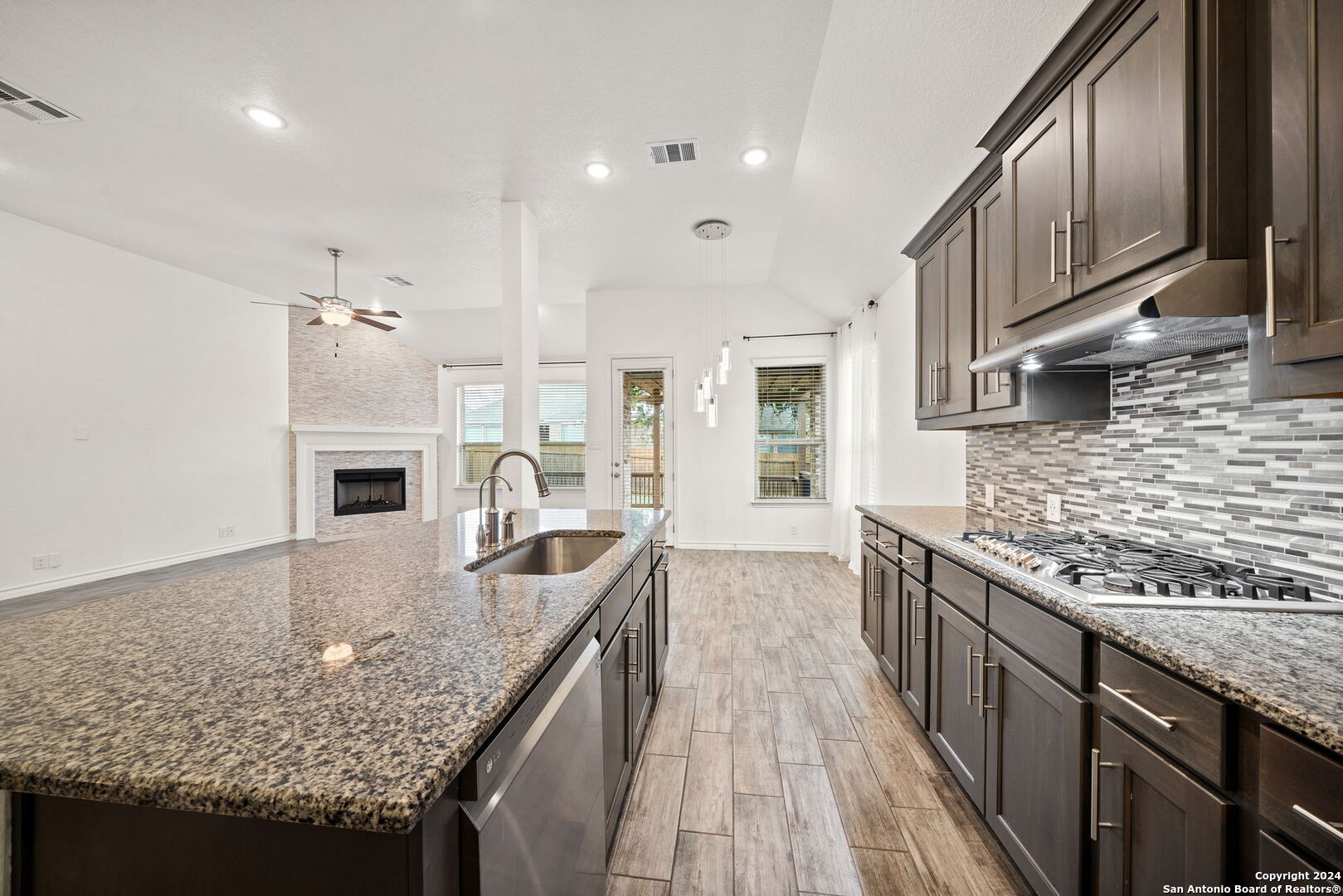 9767 Innes Place Boerne, TX 78006 - Photo 9 of 25