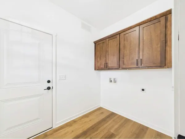 $375,900 | 750 El Dorado Street Southeast, Owatonna, MN 55060