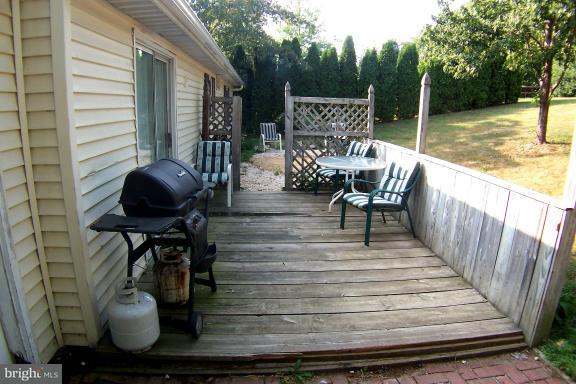 55 Fairview Road Lititz, PA 17543 - Photo 5 of 9