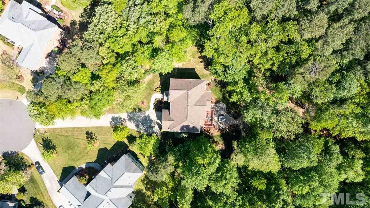 4700 Haleytree Court Raleigh, NC 27606 - Photo 5 of 27 Gallery Image 5