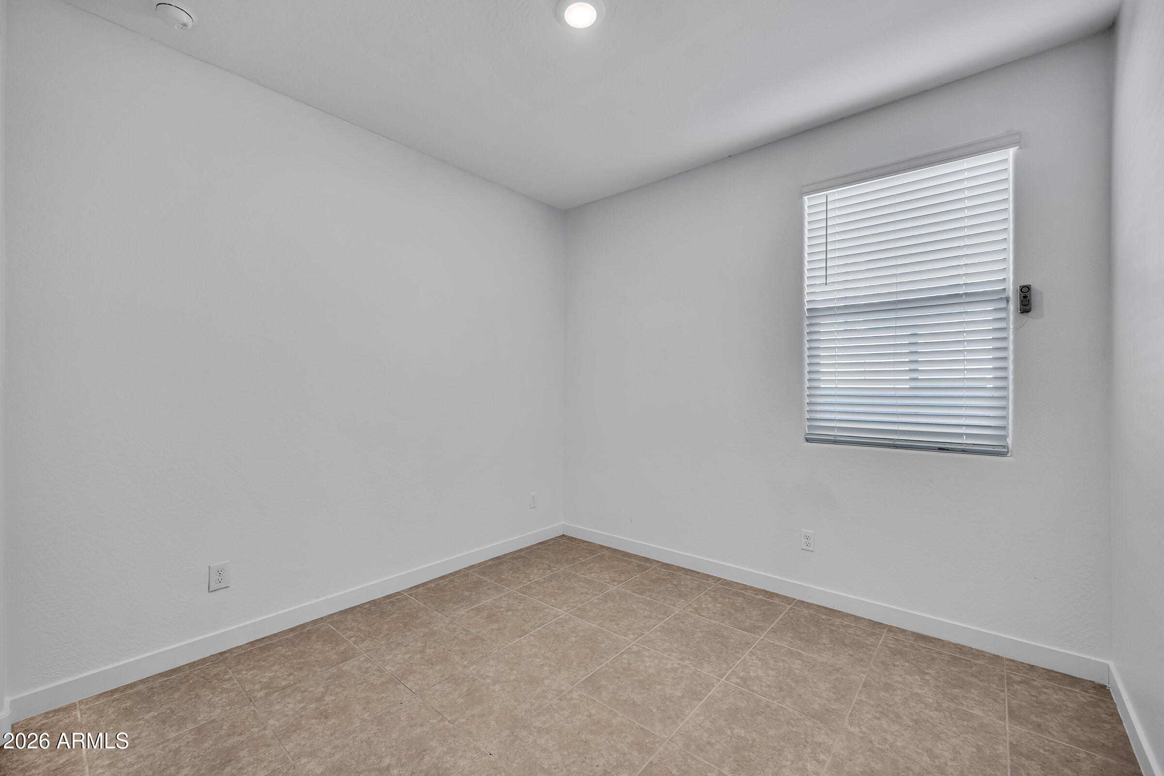 2701 South Reavis Falls Road Apache Junction, AZ 85119 - Photo 26 of 38 2701 S Reavis Falls Rd-19