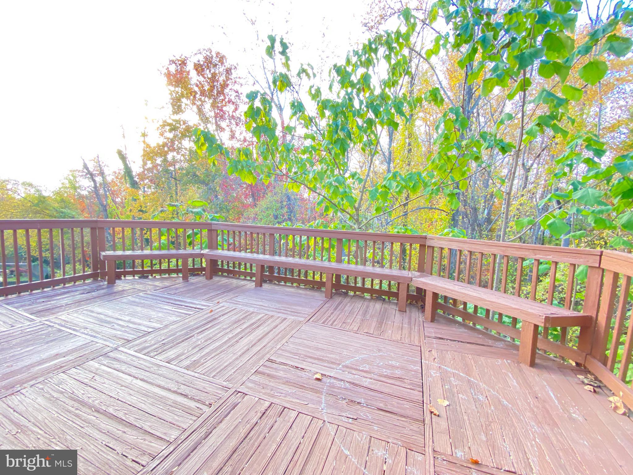 9420 Sandy Creek Road Fort Washington, MD 20744 - Photo 16 of 45 Deck