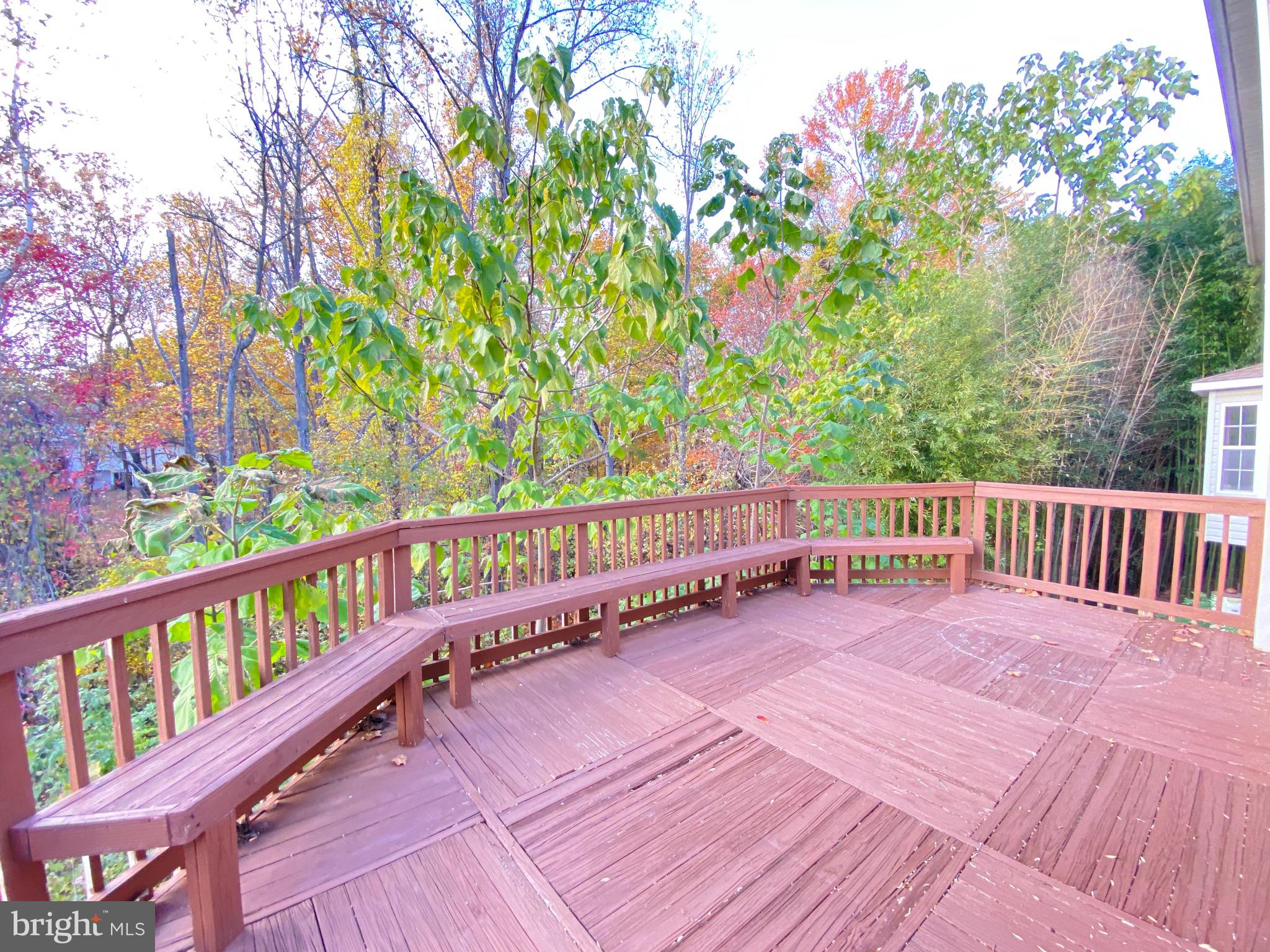 9420 Sandy Creek Road Fort Washington, MD 20744 - Photo 17 of 45 Deck