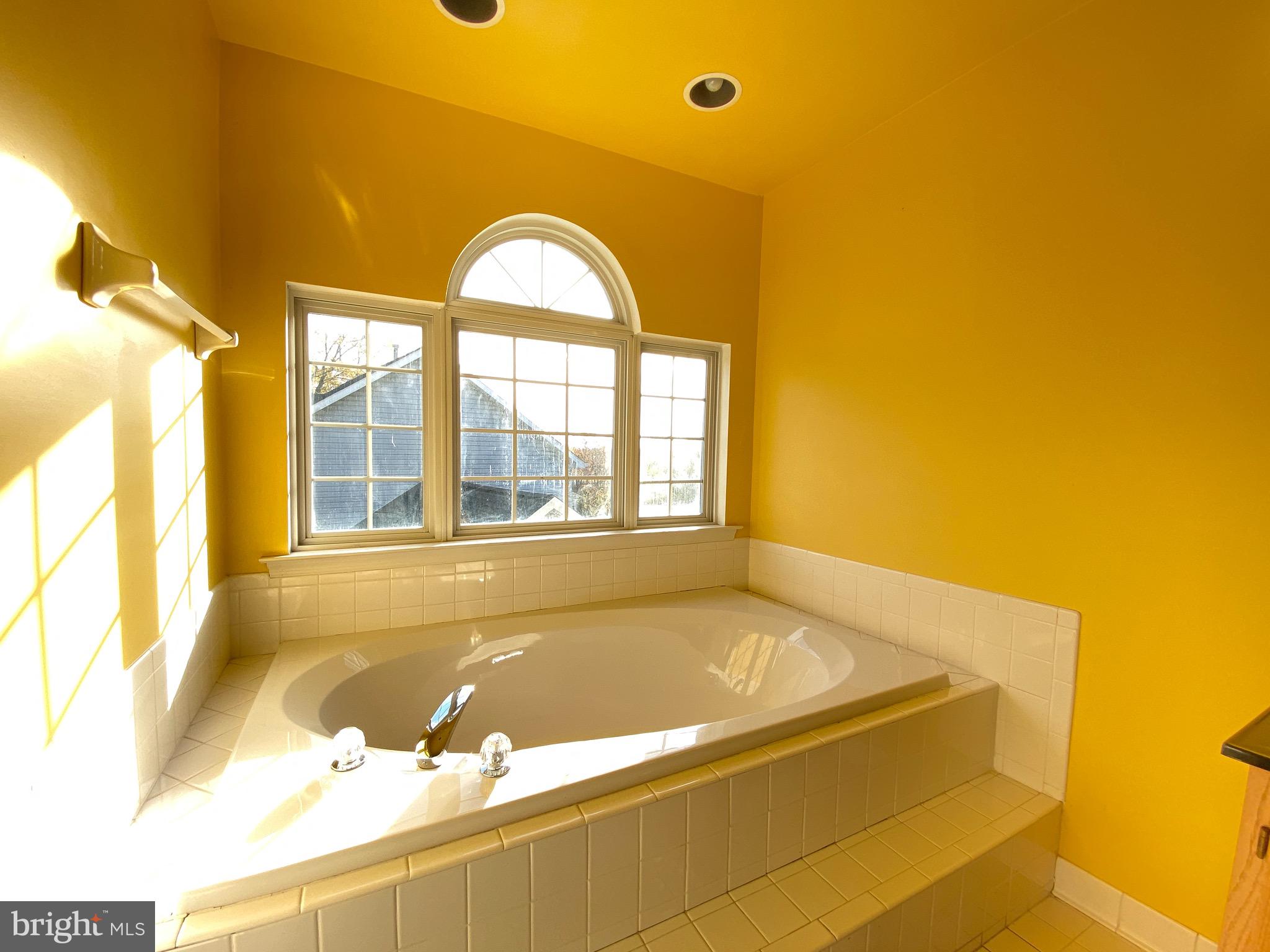 9420 Sandy Creek Road Fort Washington, MD 20744 - Photo 24 of 45 Master Bath