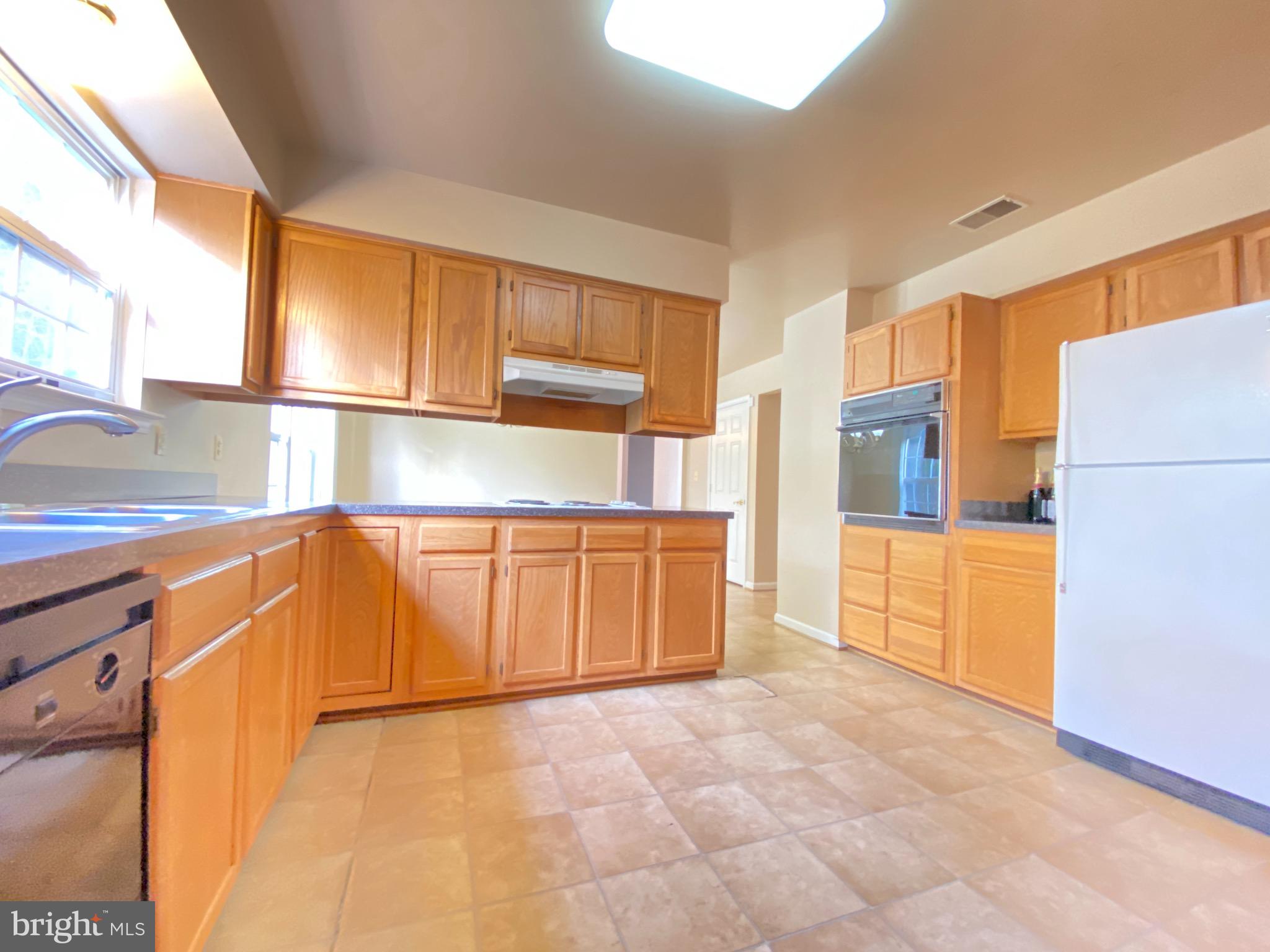 9420 Sandy Creek Road Fort Washington, MD 20744 - Photo 10 of 45