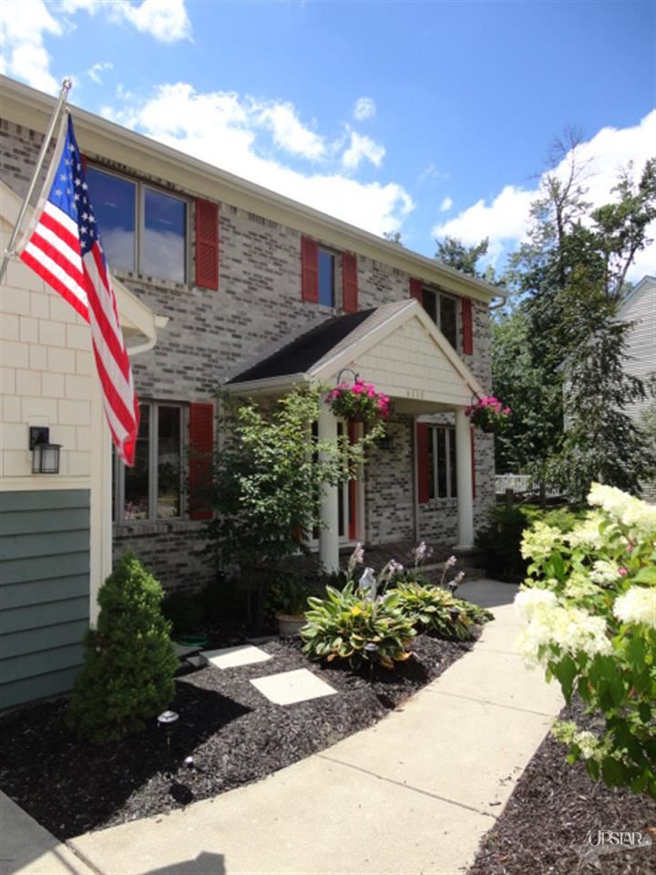 6110 Spring Pond Road Fort Wayne, IN 46845 - Photo 2 of 30