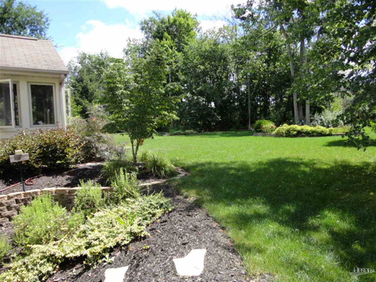 6110 Spring Pond Road Fort Wayne, IN 46845 - Photo 23 of 30