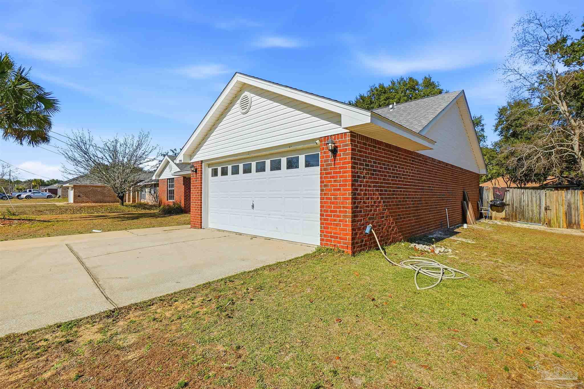 2091 Alfred Boulevard Navarre, FL 32566 - Photo 31 of 38