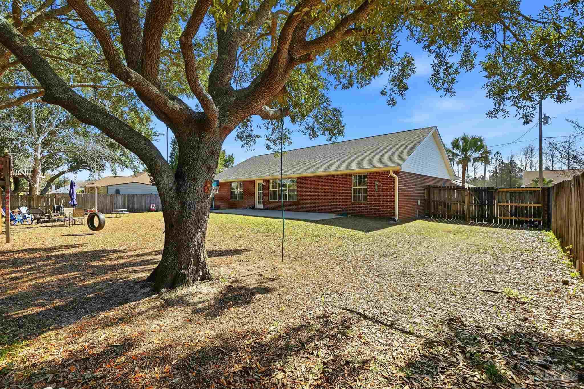 2091 Alfred Boulevard Navarre, FL 32566 - Photo 34 of 38