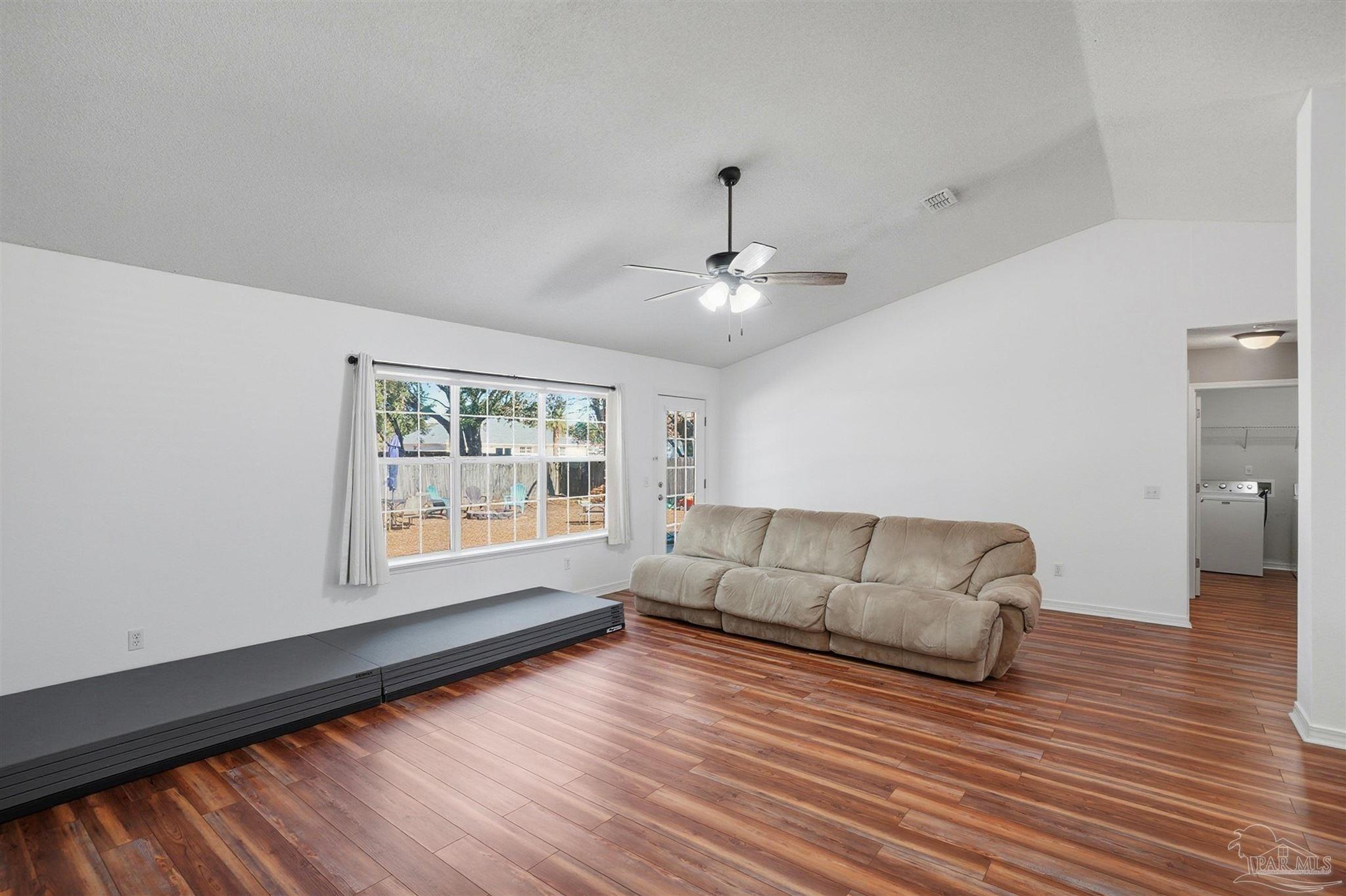 2091 Alfred Boulevard Navarre, FL 32566 - Photo 4 of 38