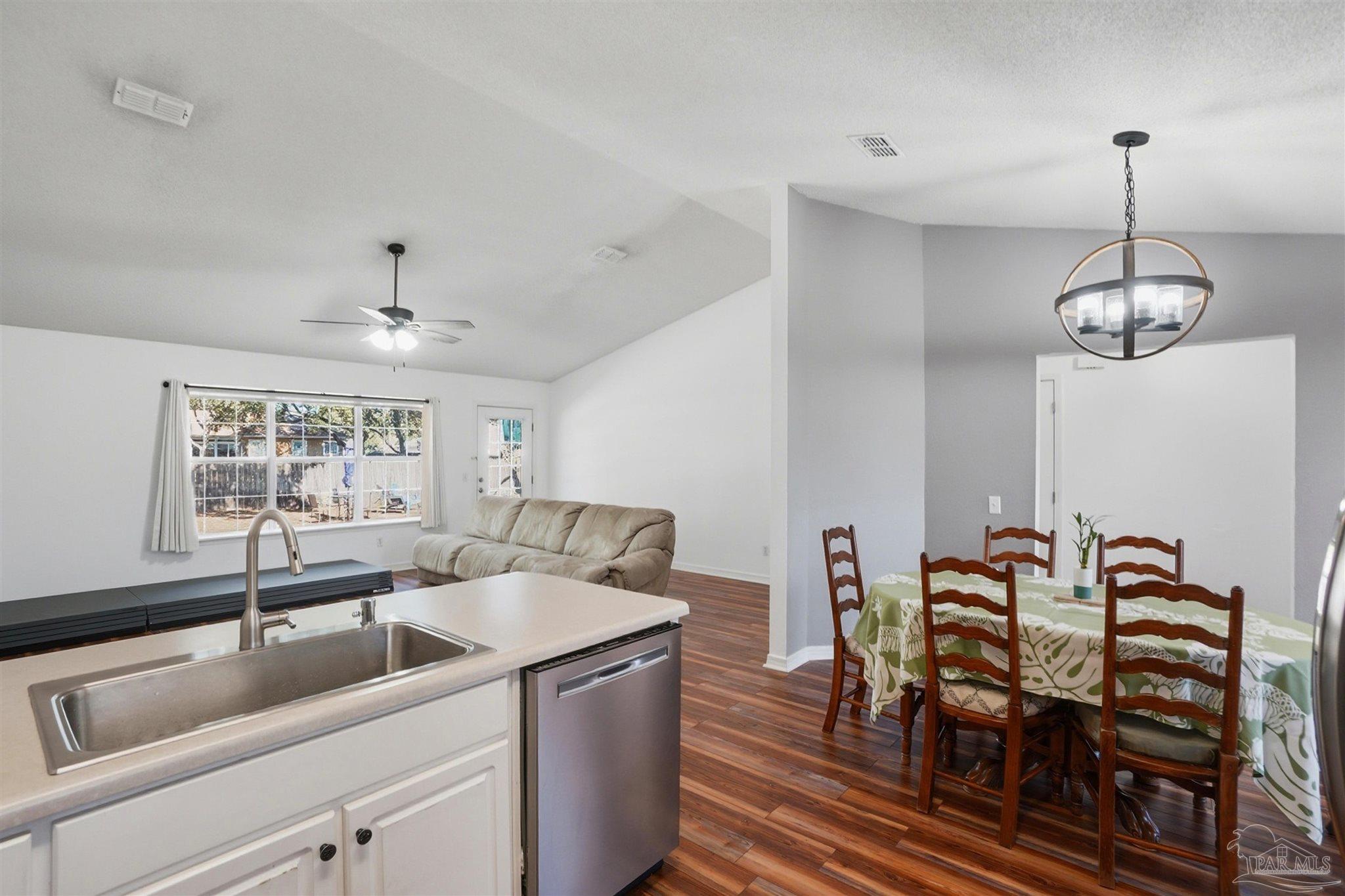2091 Alfred Boulevard Navarre, FL 32566 - Photo 9 of 38
