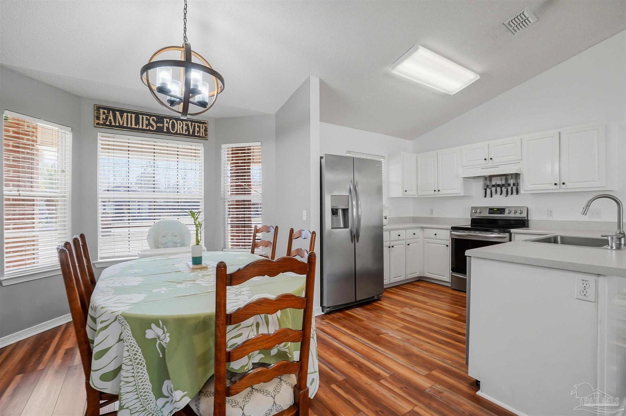 2091 Alfred Boulevard Navarre, FL 32566 - Photo 10 of 38