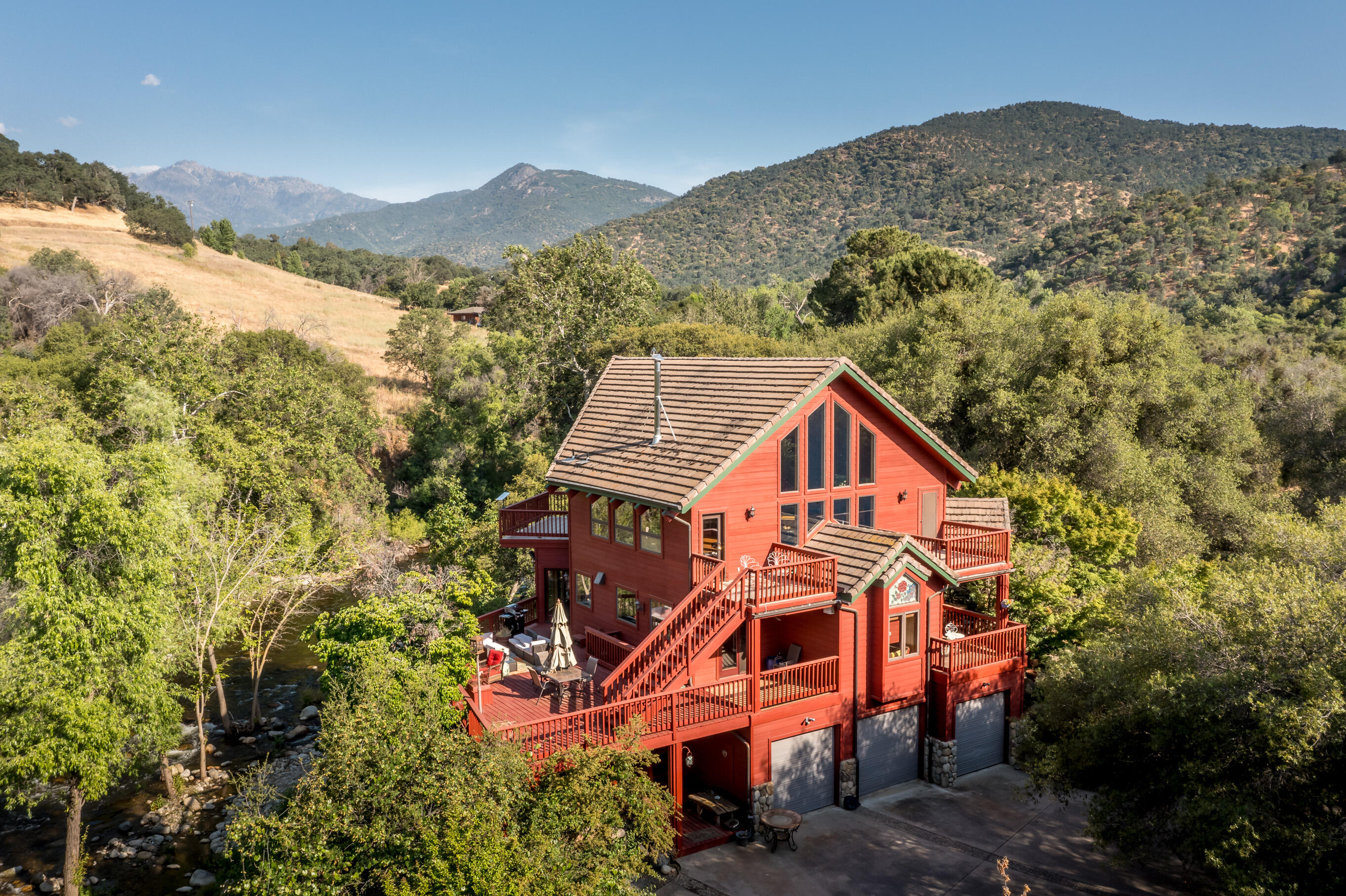 44575 South Fork Drive Three Rivers, CA 93271 - Photo 3 of 59 Drone Shot Driveway Side