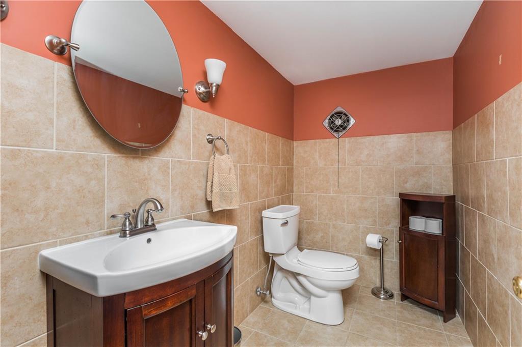 8015 Taunton Road Indianapolis, IN 46260 - Photo 14 of 29 Gallery Image 14