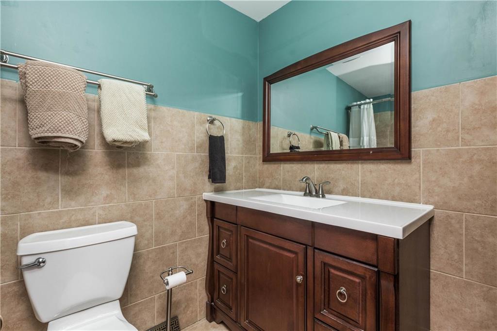 8015 Taunton Road Indianapolis, IN 46260 - Photo 20 of 29 Gallery Image 20