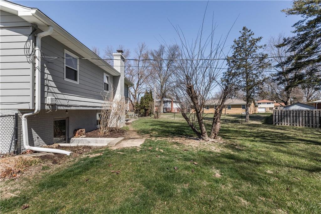 8015 Taunton Road Indianapolis, IN 46260 - Photo 23 of 29 Gallery Image 23