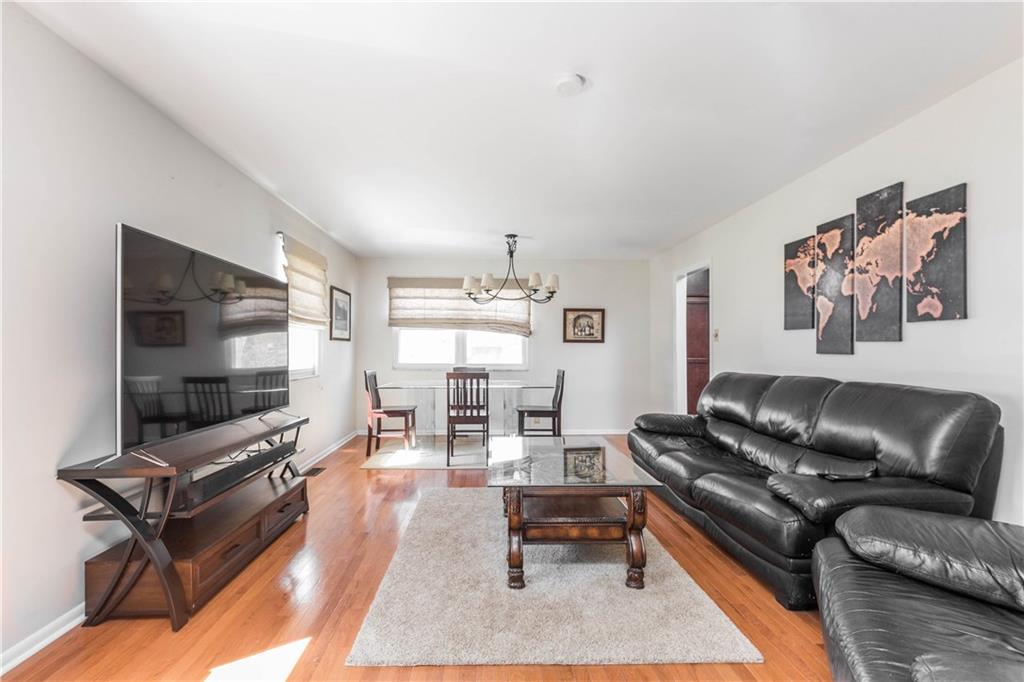 8015 Taunton Road Indianapolis, IN 46260 - Photo 9 of 29 Gallery Image 9