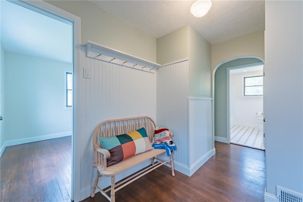 224 McWilliams Road Trafford, PA 15085 - Photo 4 of 25 Gallery Image 4