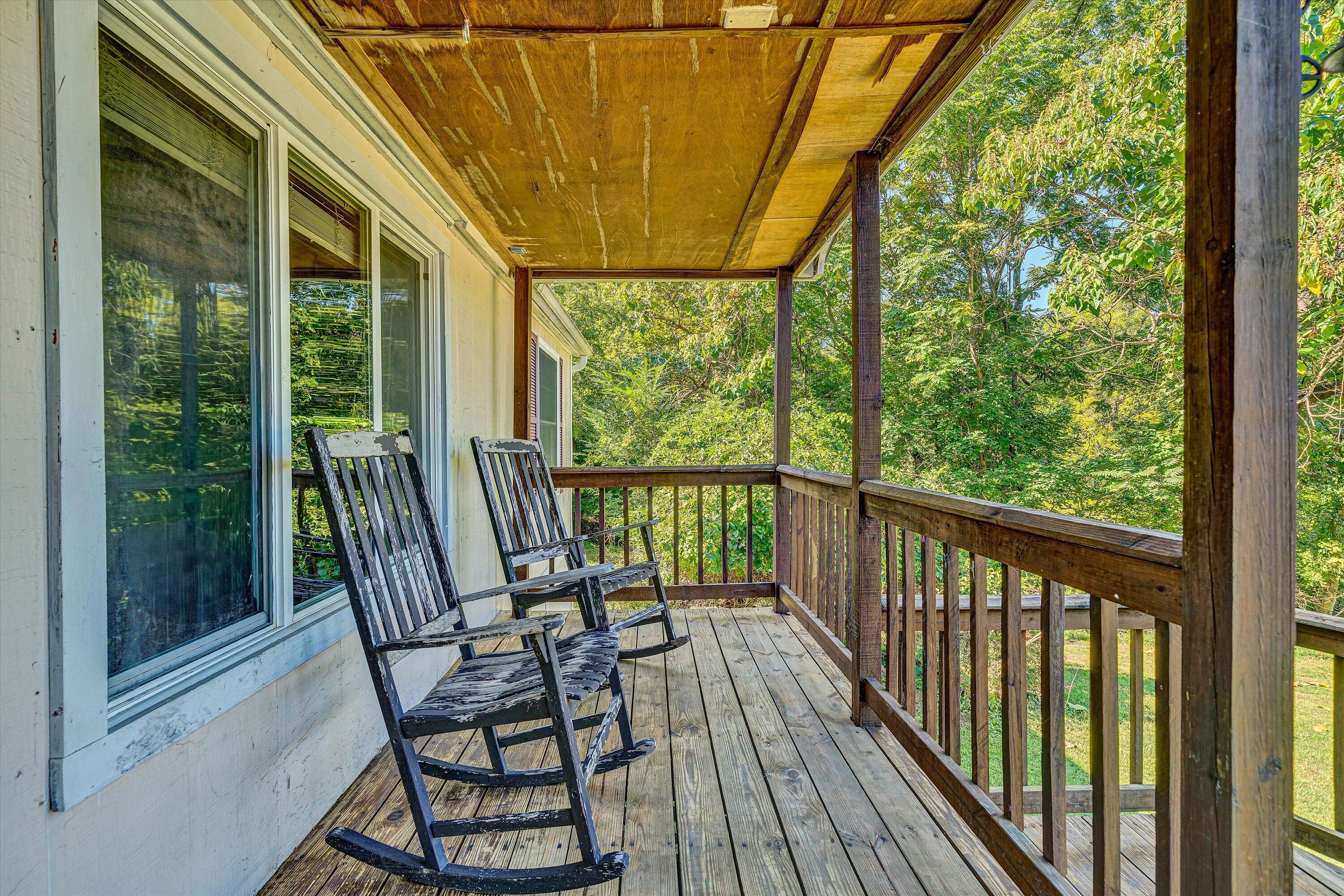 1030 Healing Springs Road Blue Ridge, VA 24064 - Photo 2 of 33 Front porch