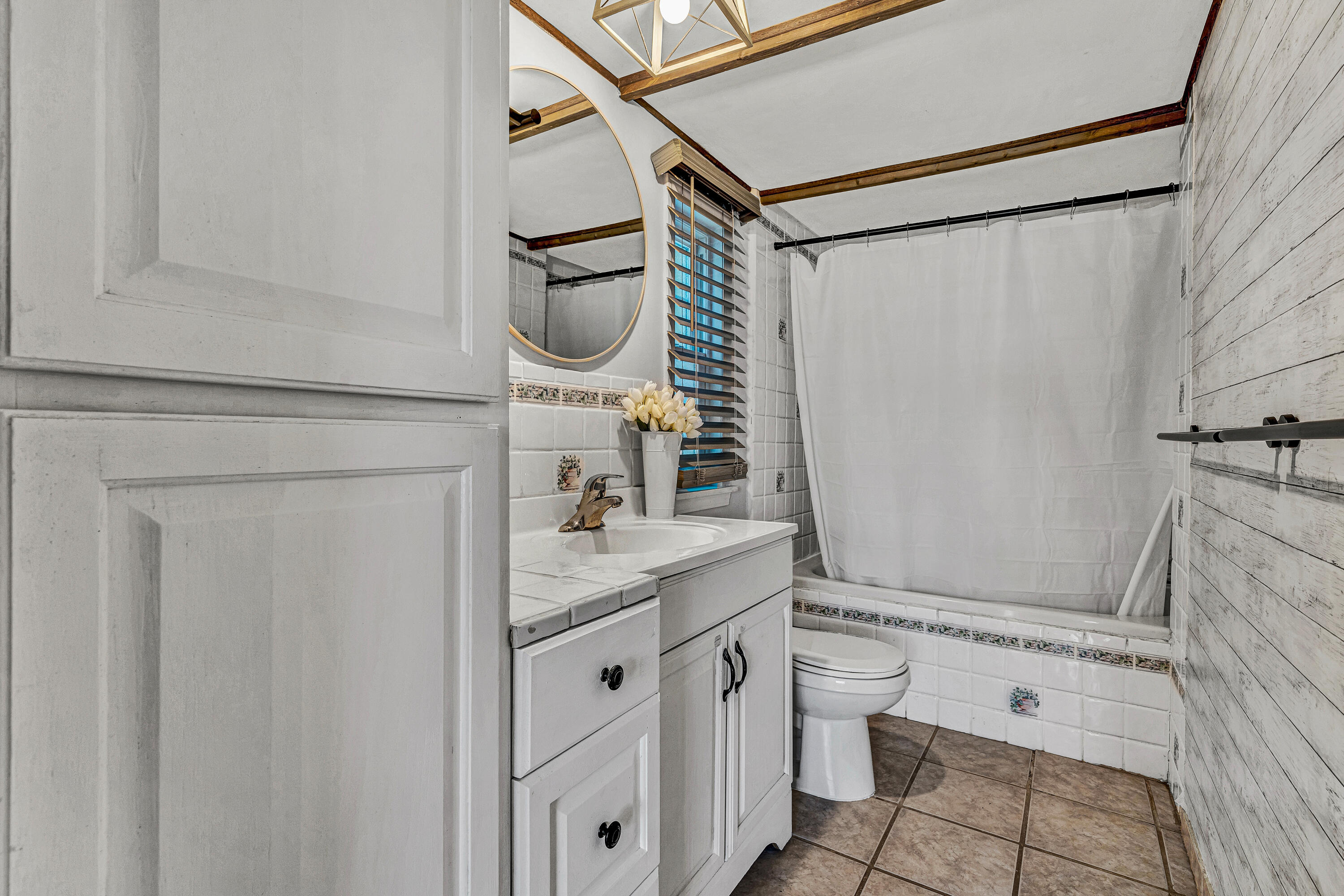 1030 Healing Springs Road Blue Ridge, VA 24064 - Photo 21 of 33 Bathroom #2